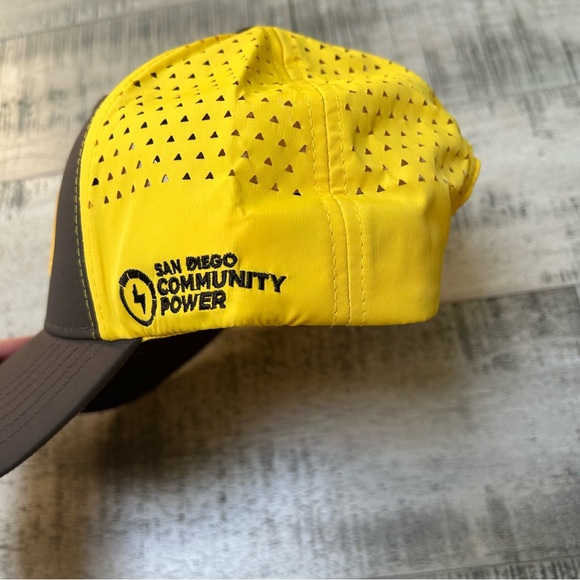 San Diego Padres Hat - Picture 4 of 5